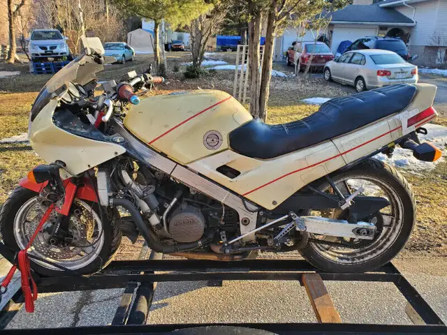 1986 Honda VFR750R Limited Edition Parting Out in Other in Windsor Region - Image 6
