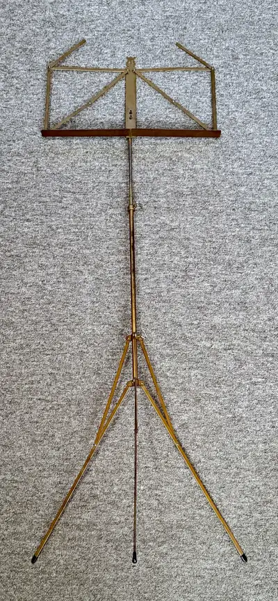 Lutrin / Métal / Vintage, View more