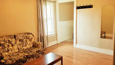 (Downtown) Private ROOM for Rent in a 2-Bedroom Apartment