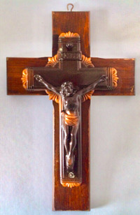 Antiquité Collection Magnifique crucifix en bois et fonte moulée