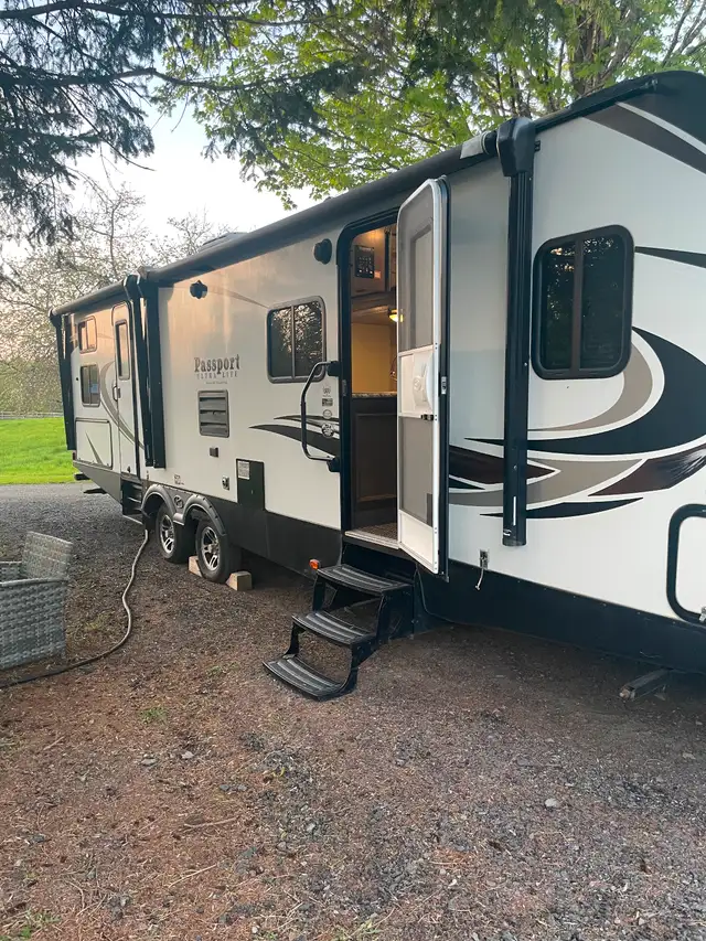 Roulotte Keystone Passeport Ultra Lite in RVs & Motorhomes in Laval / North Shore - Image 2