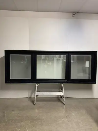 10451BP Fenêtre Battant PVC Noir 2 sect 1 ouvr 98 x 35 1/4, View more