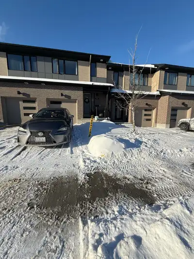 A rare opportunity to live in a quiet, family-friendly neighbourhood while being steps from everythi...