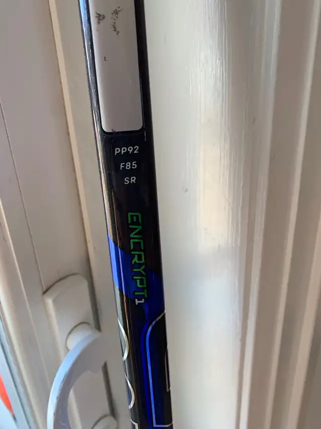 Sherwood Code Encrypt 1 Hockey Stick in Hockey in Winnipeg - Image 5