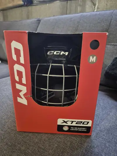 CCM XT20 hockey helmet medium, View more