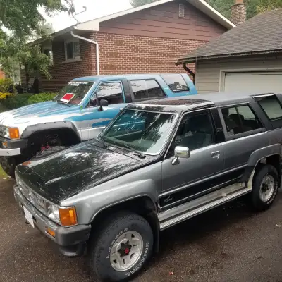 1988 Toyota 4Runner Solid rust free frame Solid body (2 small dents) Modified for Rock Crawling/off-...