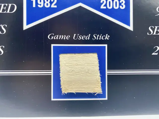 Doug Gilmour  Toronto Maple Leafs Piece of Game Used Stick in Arts & Collectibles in London - Image 3