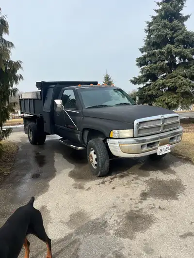 1998 Dodge Ram 3500 dually, this truck has the 24 valve Cummins which starts and runs great. Only ha...