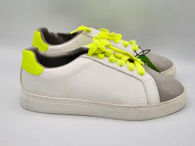 Athletic works shoes yellow - white & gray size 10 / souliers, View more