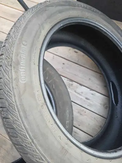 Selling a set of used tires that came off my honda pilot 245 50 r20 Continental cross contact tires,...