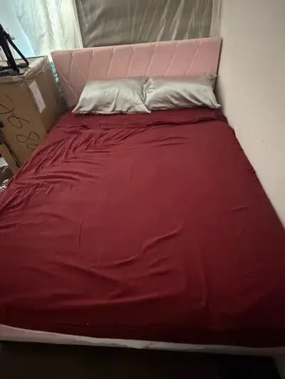  Queen size bed with mattress, View more