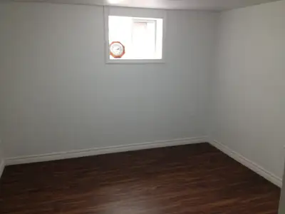 Rent Basement Detached House 2 BR 1 WR near STC 401 Go Station