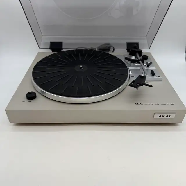 AKAI AP-B21 Belt Drive Turntable  Player Auto Return for part in Stereo Systems & Home Theatre in City of Toronto - Image 2