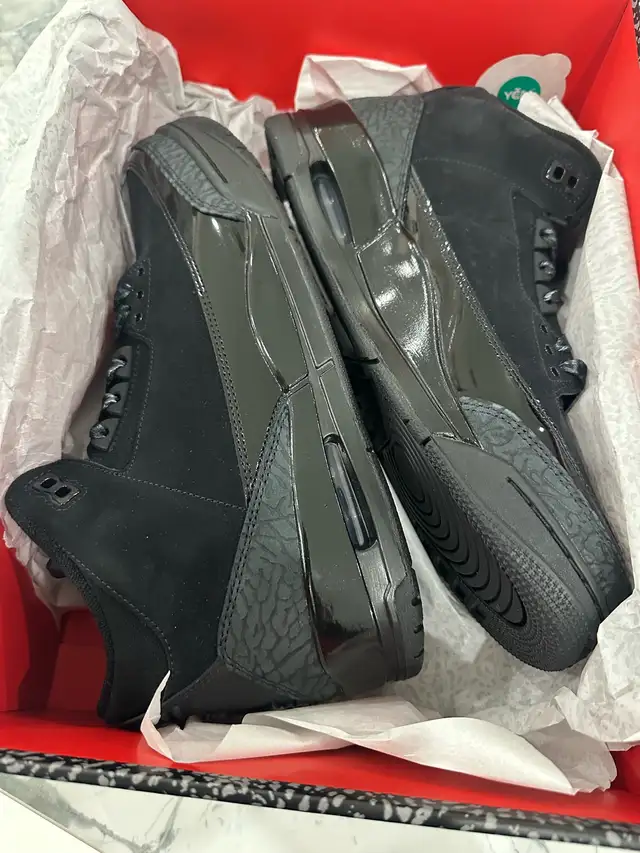 Air Jordan 3 Retro 'Black Cement' Men's Shoes in Men's Shoes in Mississauga / Peel Region - Image 5