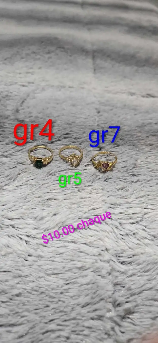 3 bagues pour femmes et housse de voiture in Other in Rimouski / Bas-St-Laurent - Image 4