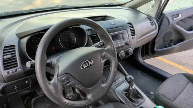 2015 Kia Forte – 6-Speed Manual – 259,000 km – $1950 – AS IT