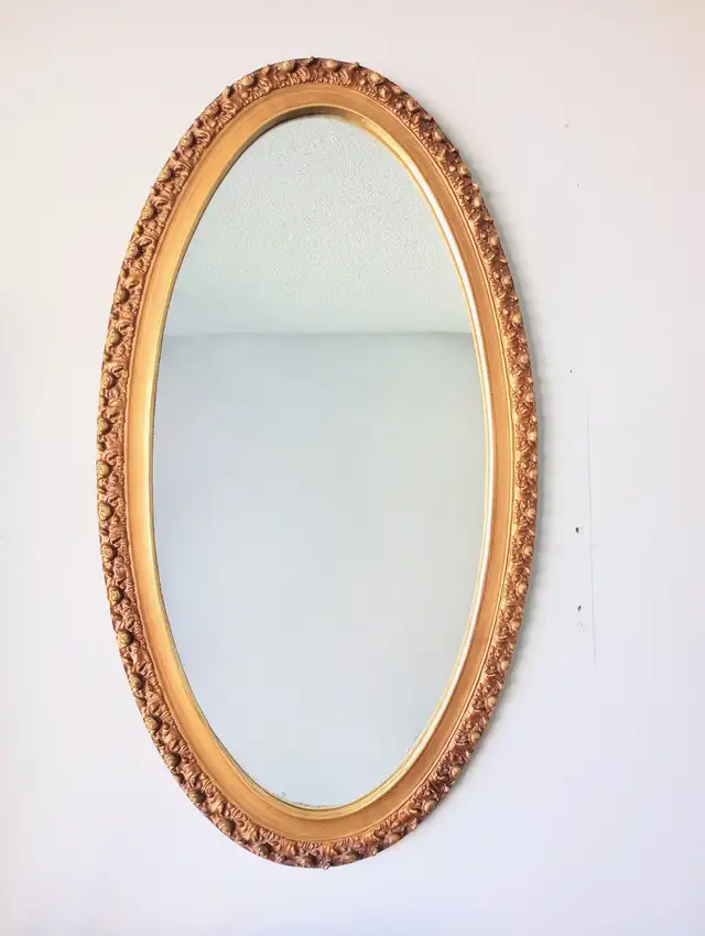 Large Vintage Oval Mirror with Matte Gold Tone Ornate Frame MCM in Home Décor & Accents in Edmonton - Image 4