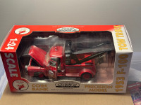 NIB Diecast Gearbox FIRE CHIEF 1935 F-100 TOW TRUCK Precision