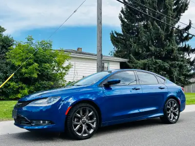 2016 Chrysler 200 S AWD with the 3.6L V6 with only 131,000kms! Its active status with no accident hi...