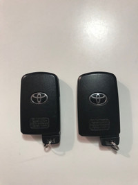 2 clefs Toyota RAV4 