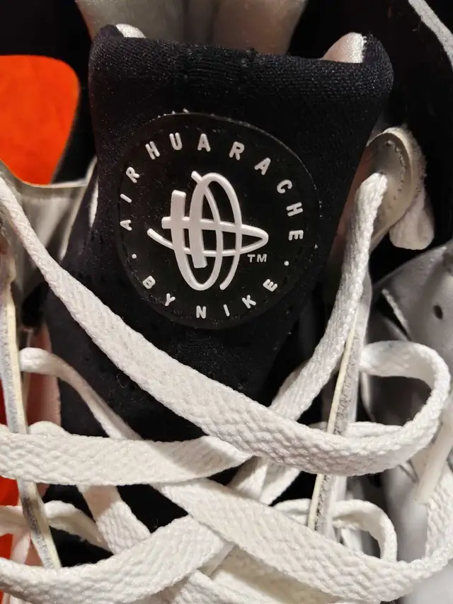 Nike air Huarache men's shoes size 11.5,  in Men's Shoes in City of Toronto - Image 9