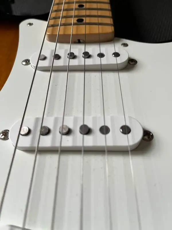 Fender - Wildwood Thin Skin - American Vintage AV56 Stratocaster in Guitars in Cranbrook - Image 9