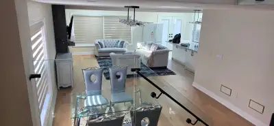 One of the 2 furnished bedrooms at upper level are available in a detached house in Mississauga, L5M...