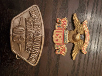 Vintage Harley Davidson belt bucket and badge. 