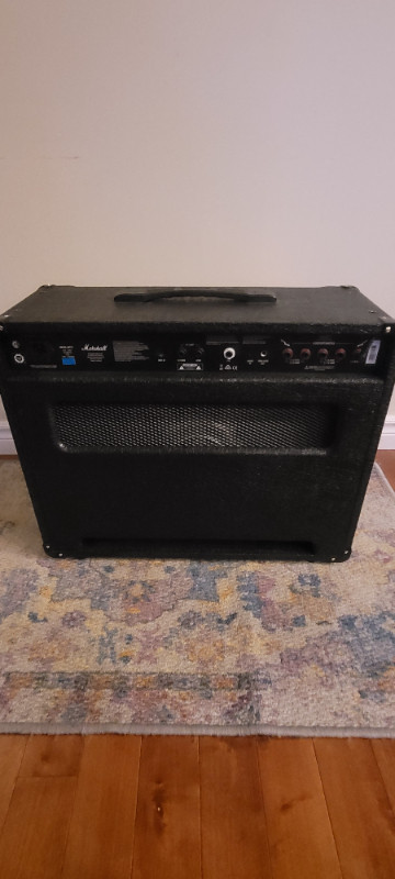 Marshall DSL40CR in Amps & Pedals in Guelph - Image 2
