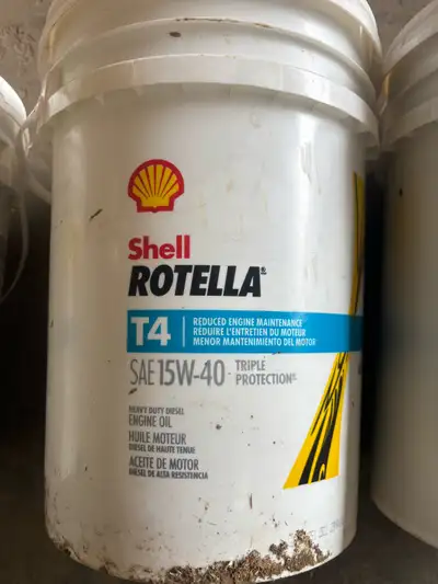 3 brand new pails of 15W40 Shell rotella T4 diesel Motor oil Looking for $240 OBO