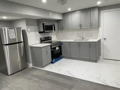 2 bedroom legal basement apartment ( separate entrance) with one car parking available in Brampton....