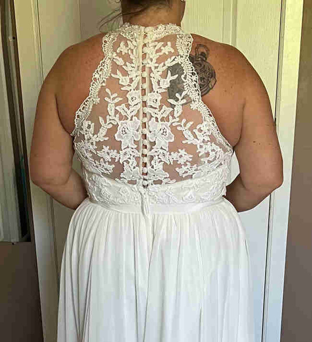 Ivory Wedding Dress in Wedding in Bedford