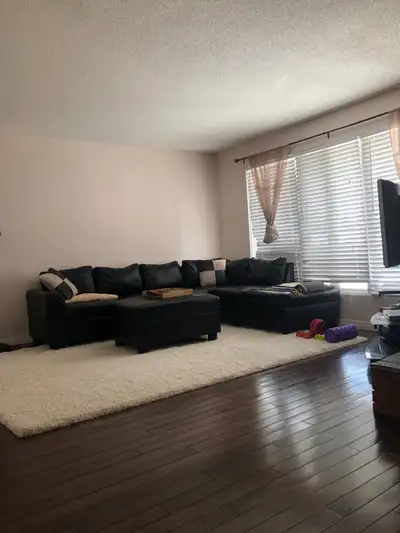 Please contact Aron for more information or to arrange a viewing, Aron Wessel Email: a.wessel@telus....