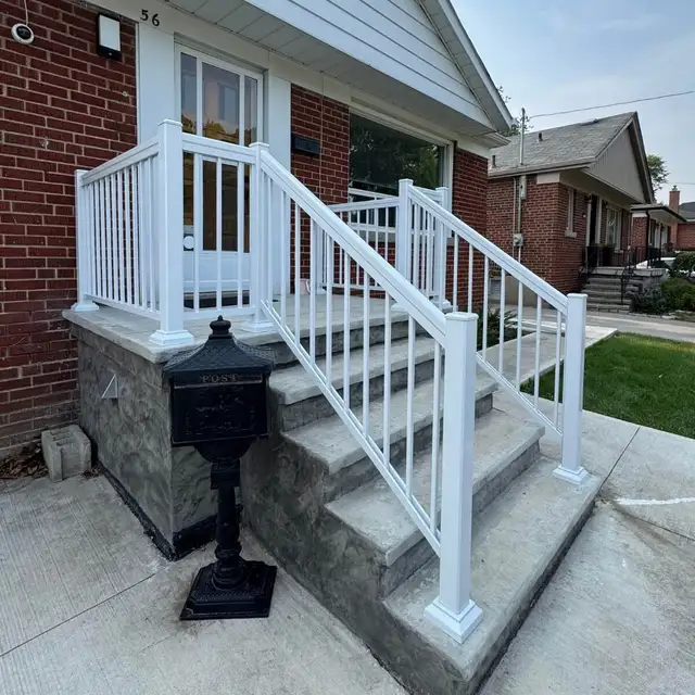 ALUMINUM RAILINGS in Decks & Fences in Mississauga / Peel Region - Image 7