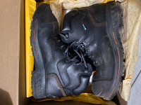 10.5 men’s timberland work boots