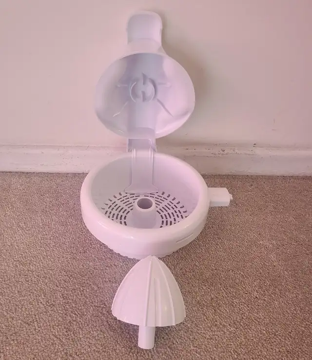 Cuisinart Citrus Juicer Attachment - kitchen processor blender in Processors, Blenders & Juicers in City of Toronto - Image 2