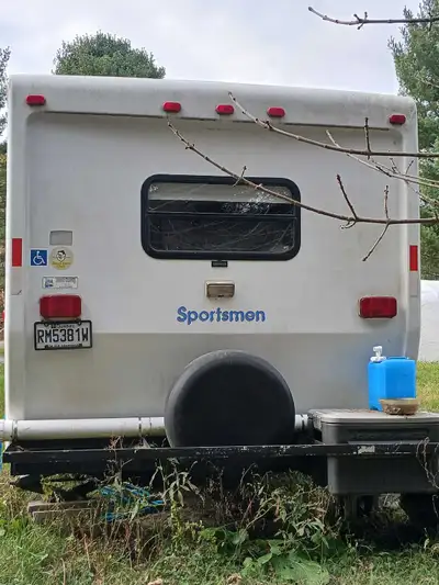 Tu te cherche un bon projet? Tu veux te faire ton propre trailleur ? (30 pieds ) j'ai ce qu'il te fa...