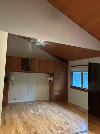 PANORAMA RIDGE ACERAGE with VIEW, Beautiful 5 bedrooms, 3 bathrooms rancher with full WALKOUT baseme...