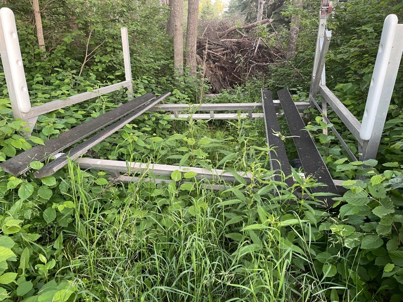 Pontoon aluminum boat lift Other Prince Albert Kijiji