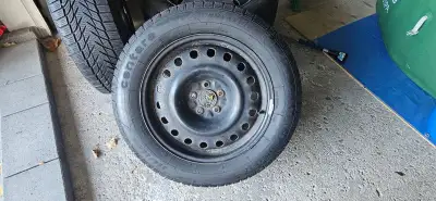 2015 Acura RDX Set of 4 winter tires with rims.Size 235/60/R18 DOT 3420. Centre bore 64.1 mm. From A...