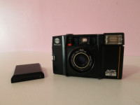 Minolta AF-S Auto Focus D 35mm Film Camera