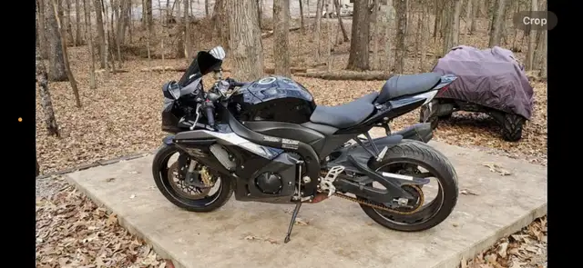 gsxr 1000 in Sport Bikes in Hamilton - Image 2