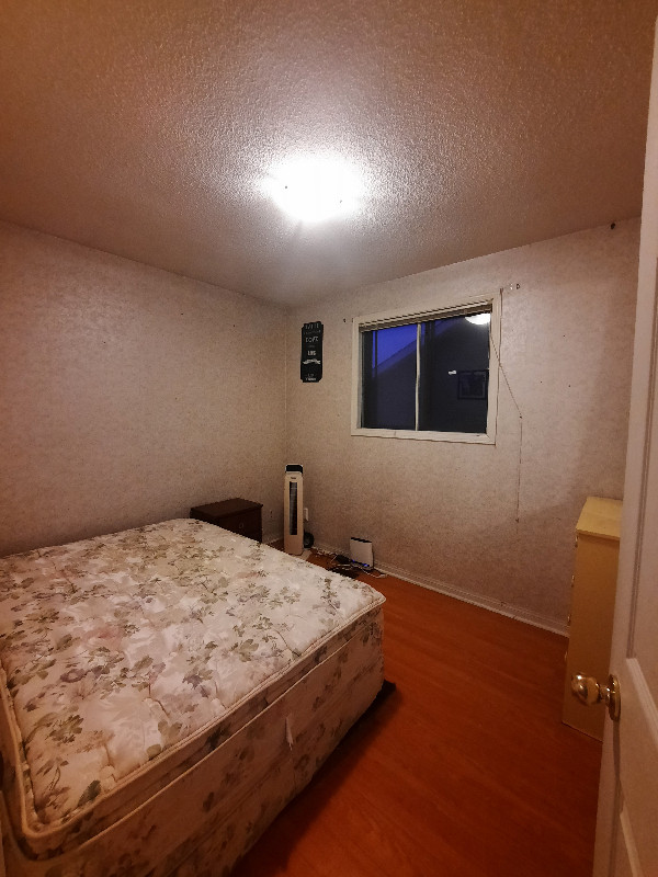 Private ROOM FOR RENT $600 in Room Rentals & Roommates in Mississauga / Peel Region