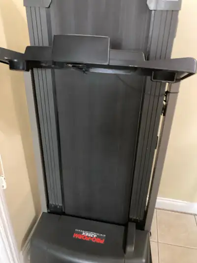 A treadmill in great shape asking $200 obo . Ask for George at (416) 450-1300.