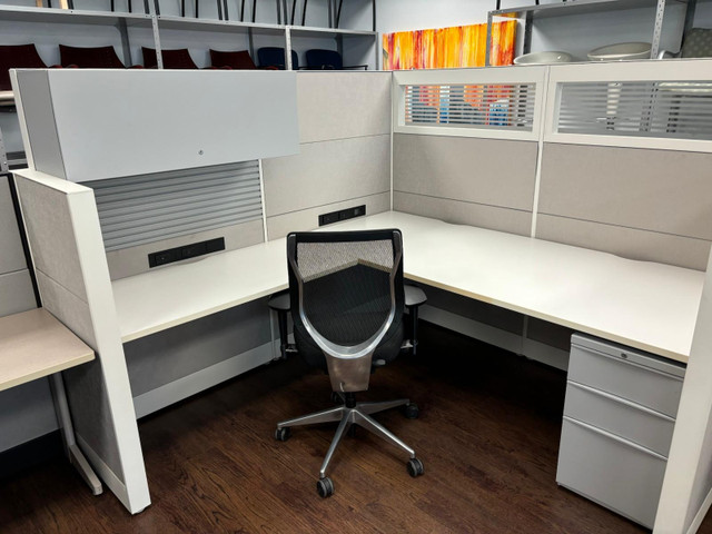 Teknion Leverage System-Excellent Condition-Call Us Now!! in Other Business & Industrial in Vernon - Image 2
