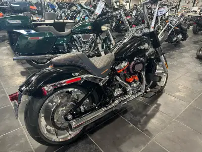 2024 H-D Fatboy FLFBS with 131” Screaming Eagle motor - only 2,200 km and showroom condition. Over $...