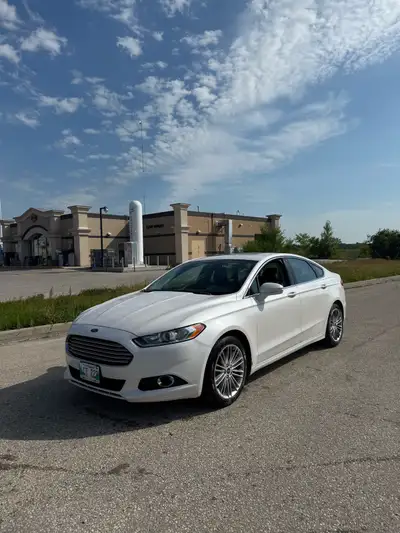Private sale Clean title No accidents Safetied Current daily driver Newer struts around Fully loaded...