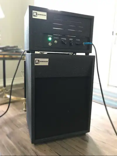 12–15W tweed-inspired boutique build with Presence, Tone & Volume control. Touch-sensitive, warm cle...