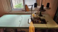Overlock sewing machine 