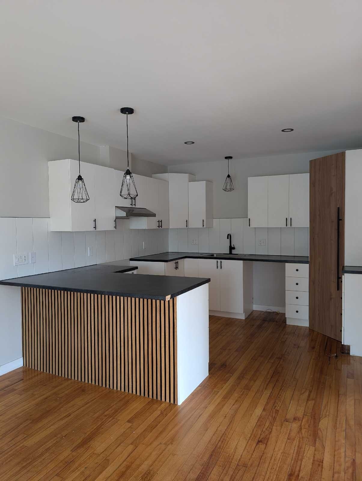 643 Rue Fournier — photo 1